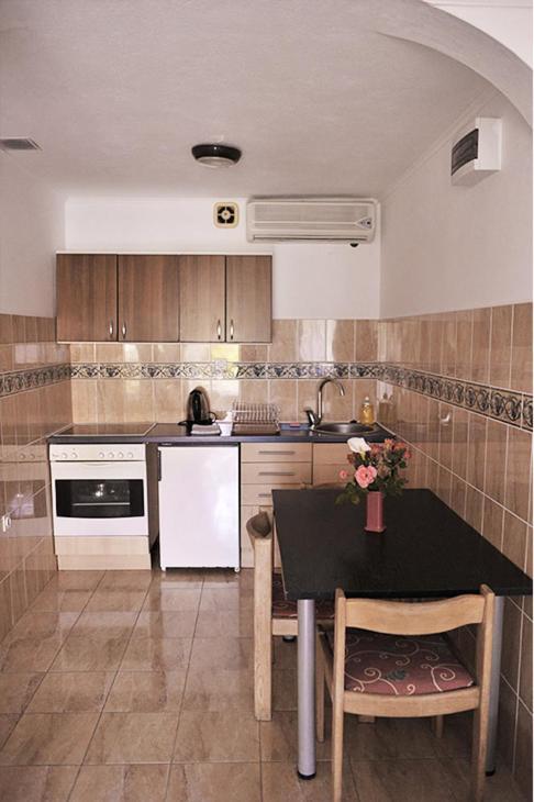 Vila Mila Petrovac Bagian luar foto